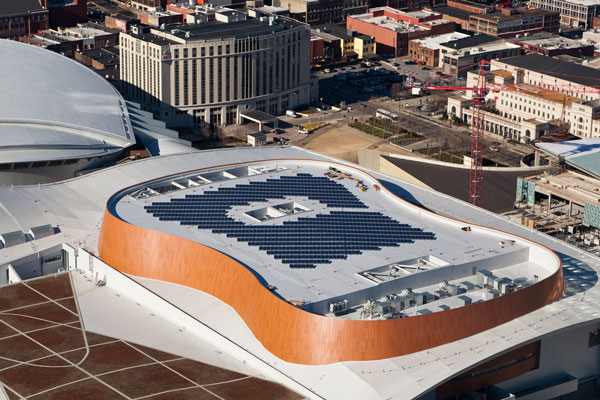 LightWave Solar Music City Center 211kW